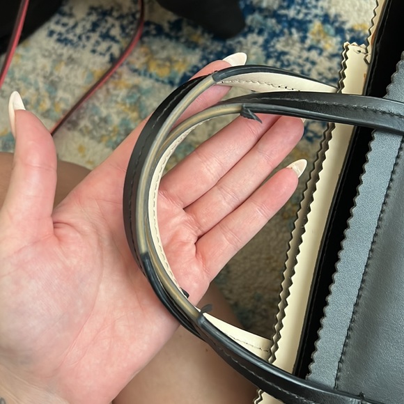 Kate Spade satchel bag black size medium - Picture 4 of 4